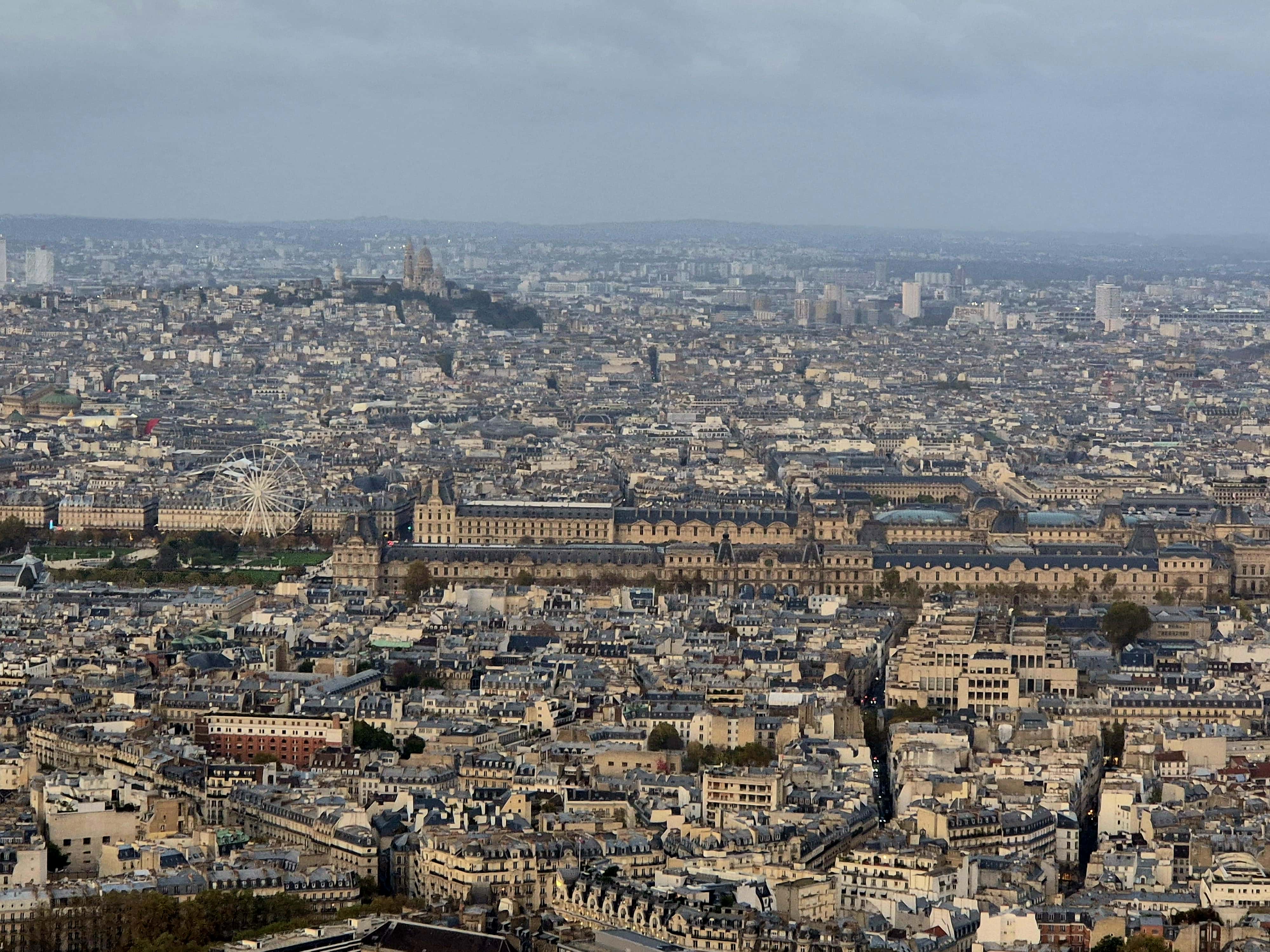 盧浮宮廣場、蒙馬特高地